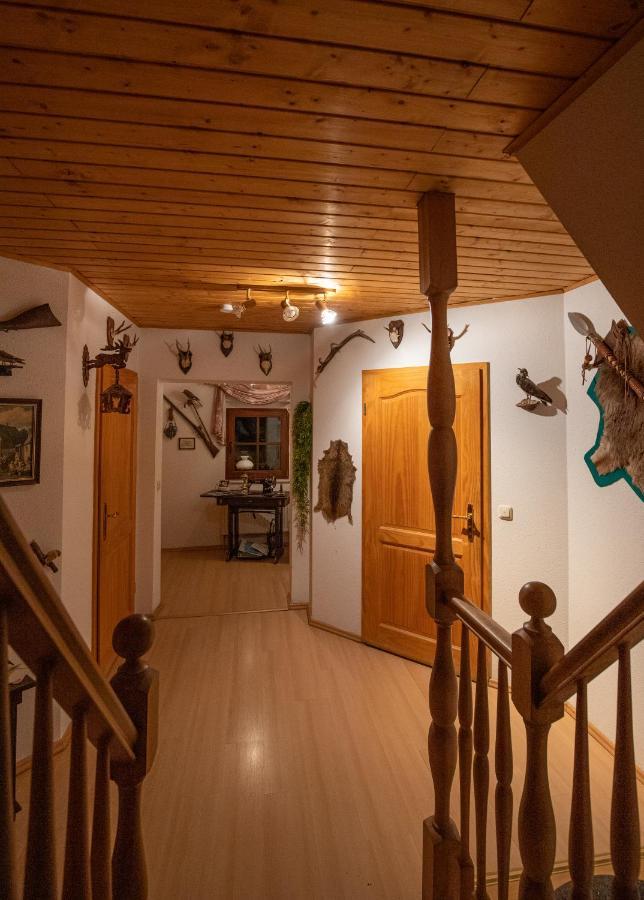 Pension Und Gaststaette Zur Knappenschaenke Thermalbad Wiesenbad Екстер'єр фото